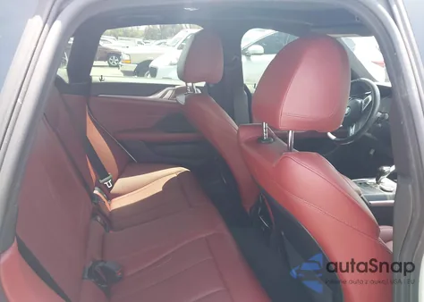 2022 BMW 430I Gran Coupe z USA, uszkodzony, nr VIN WBA63AV03NFM76468